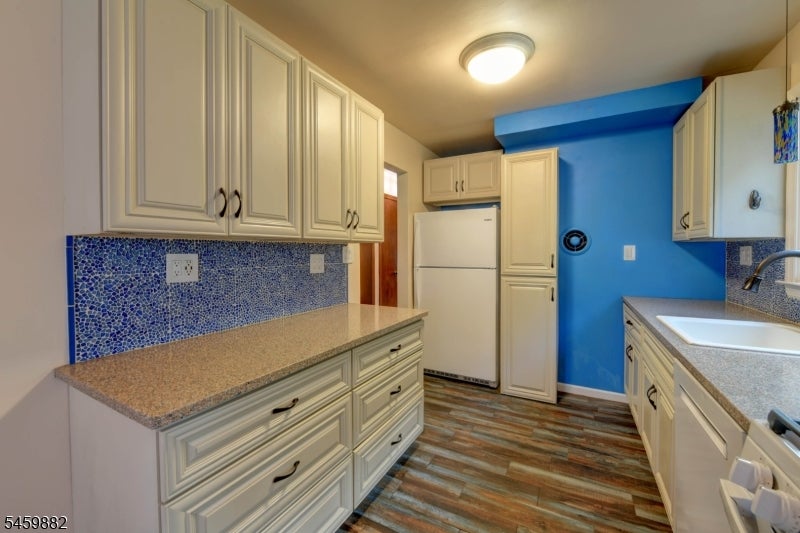 39 Sunset Rd