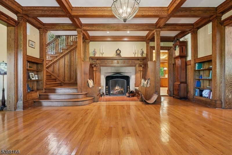 181 Summit Ave