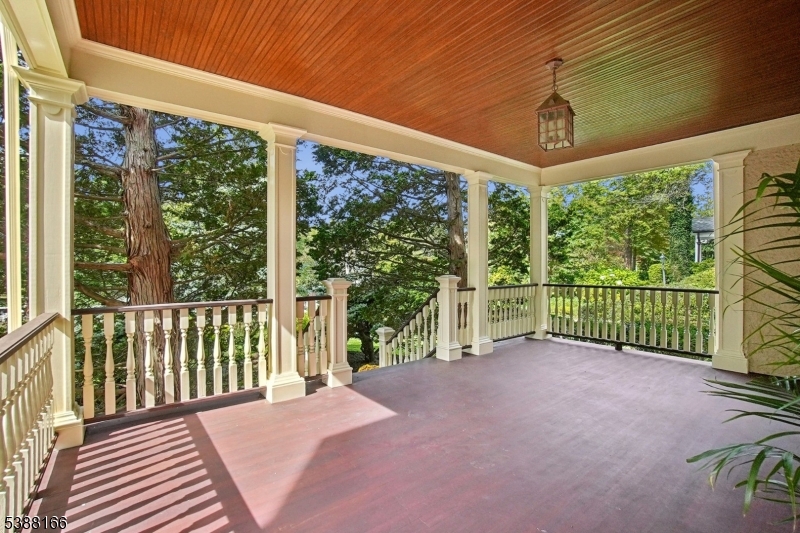 181 Summit Ave