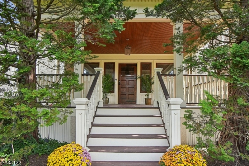 181 Summit Ave