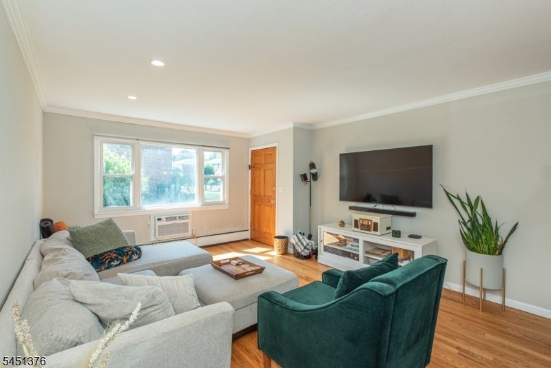 59 ROSELAND AVENUE UNIT 23 23