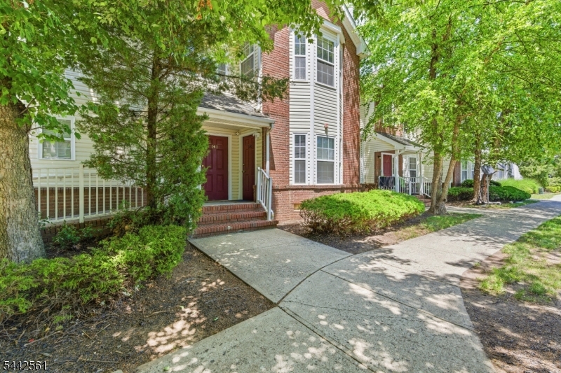 141 Forest Dr