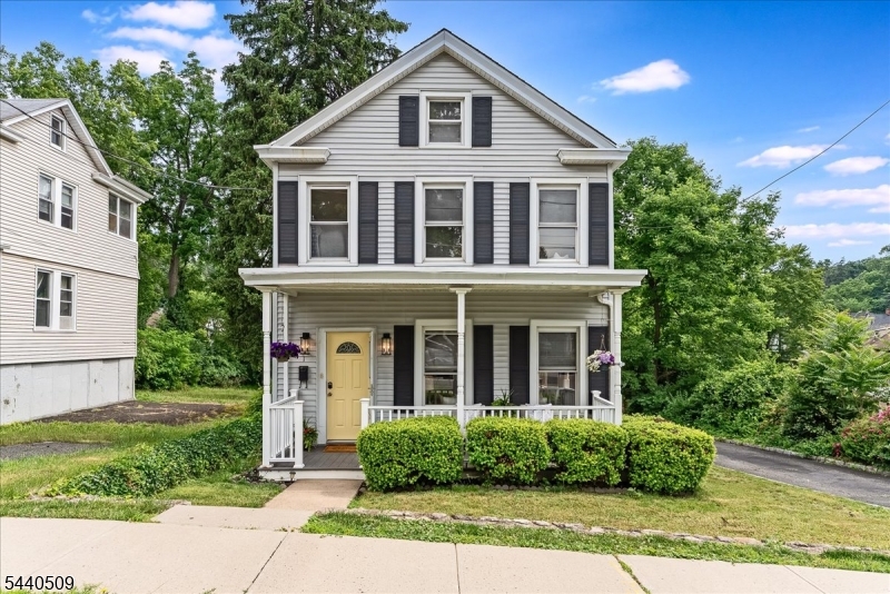 1 Locust St