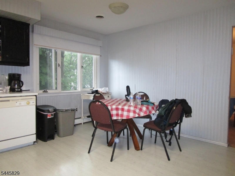 117 John St