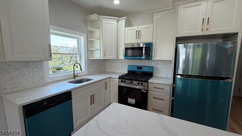 51 John Ryle Ave A