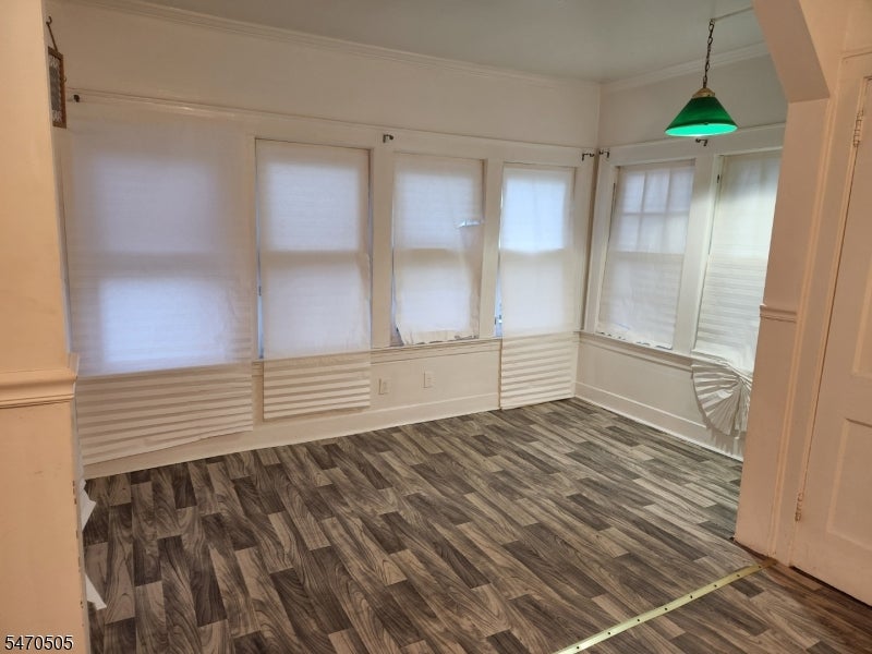333 White St