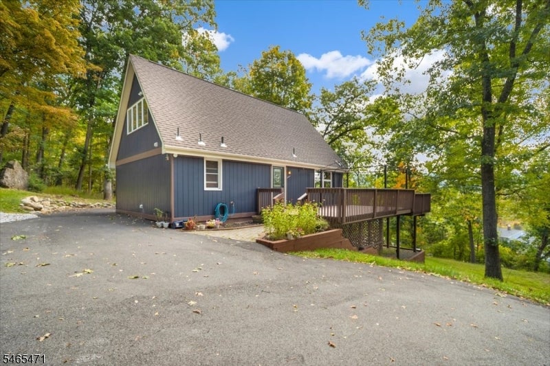 99 Brooks Flat Rd