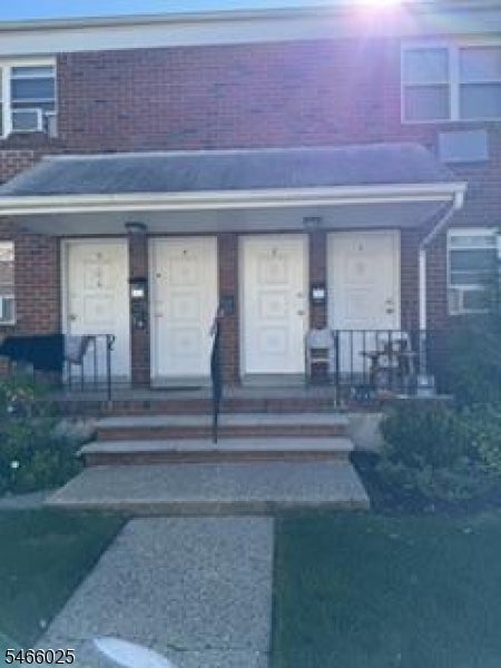 238 Marion St 2