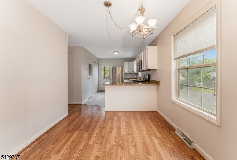 1180 4Th Ave