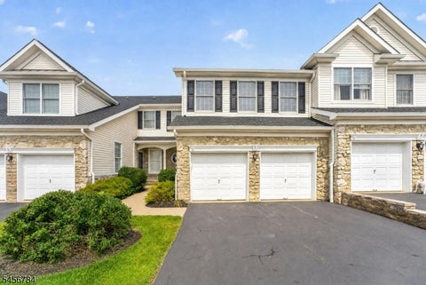 Photo for 7 Pinehurst Cir