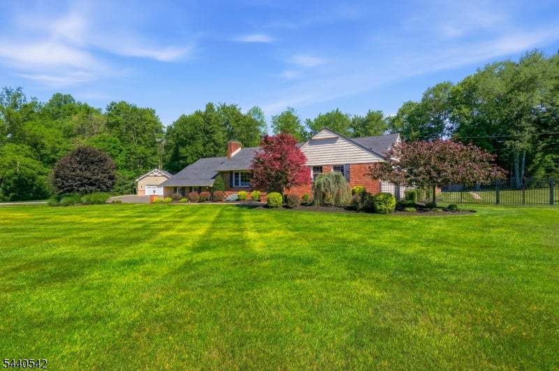 65 Washington Valley Rd