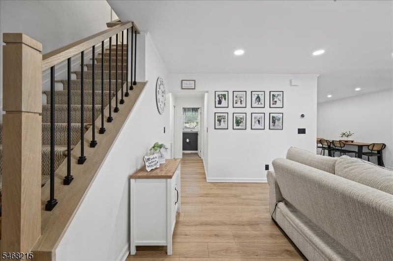 36 Kingswood Rd