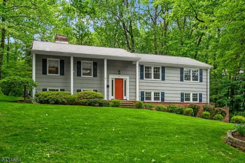 5 Persimmon Way
