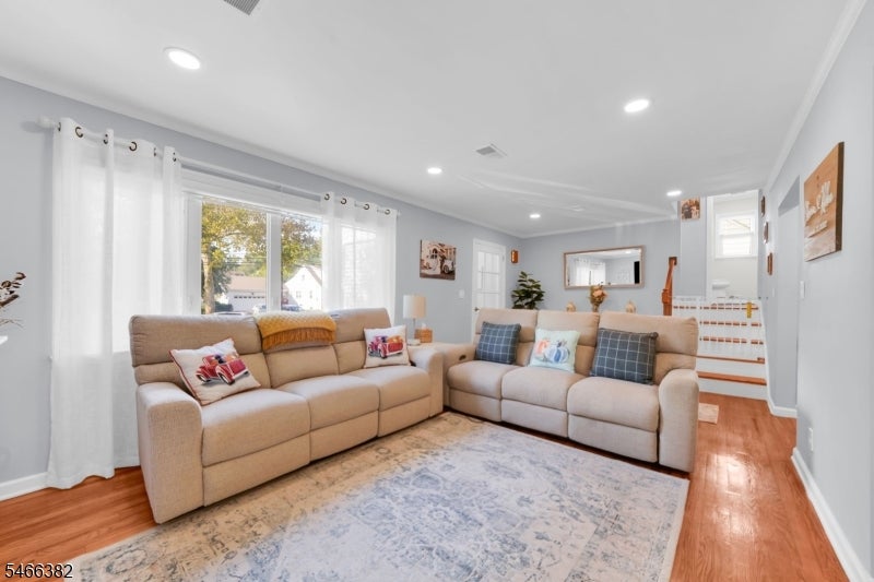885 Salem Rd