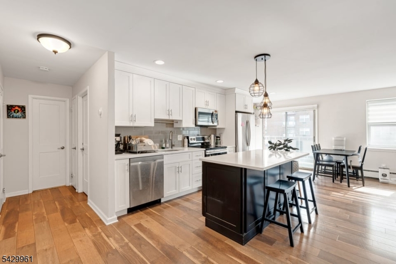 20 Jefferson St A8