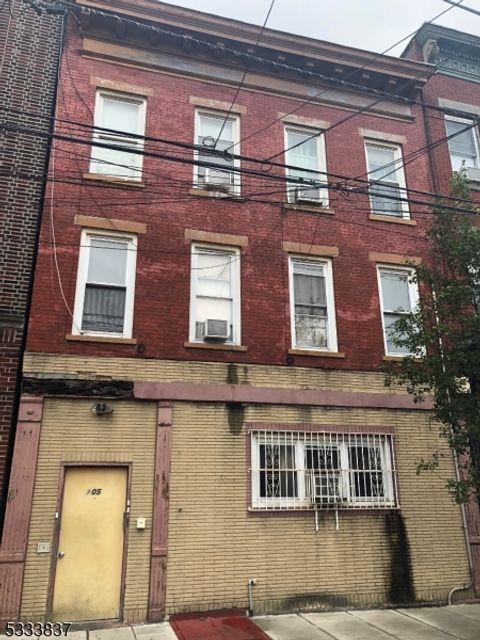 505 5th St Union City NJ 07087