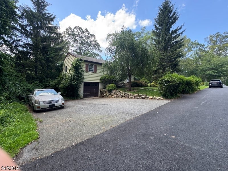 30 Terrence Ave