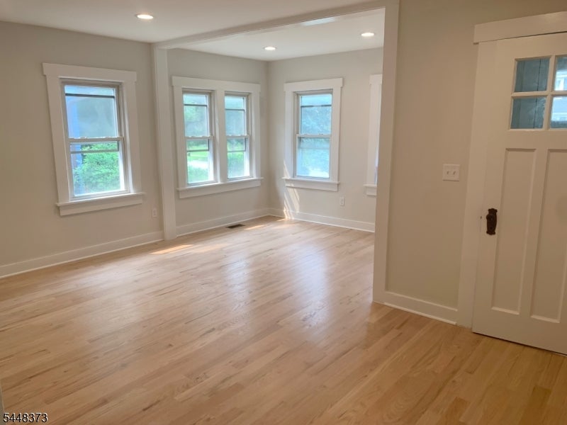 46 Apt1 Brookfield Rd 1
