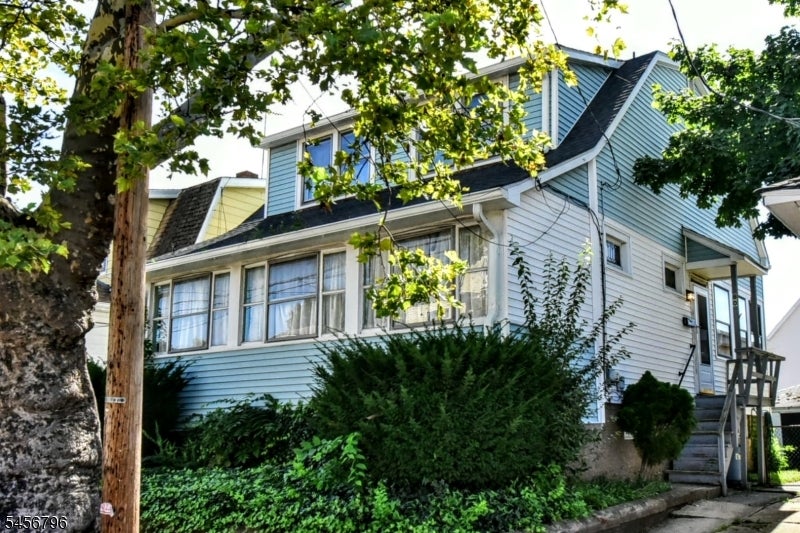 80 N 14Th St