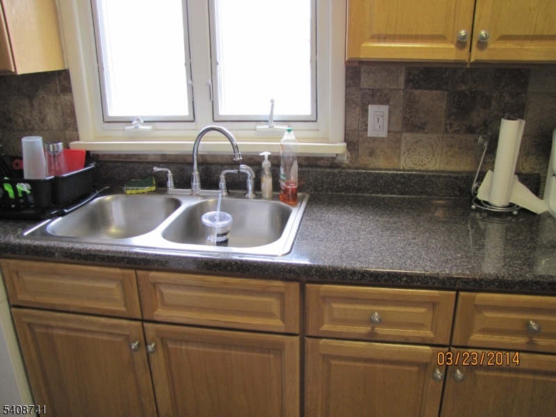 298 Luddington Ave 2