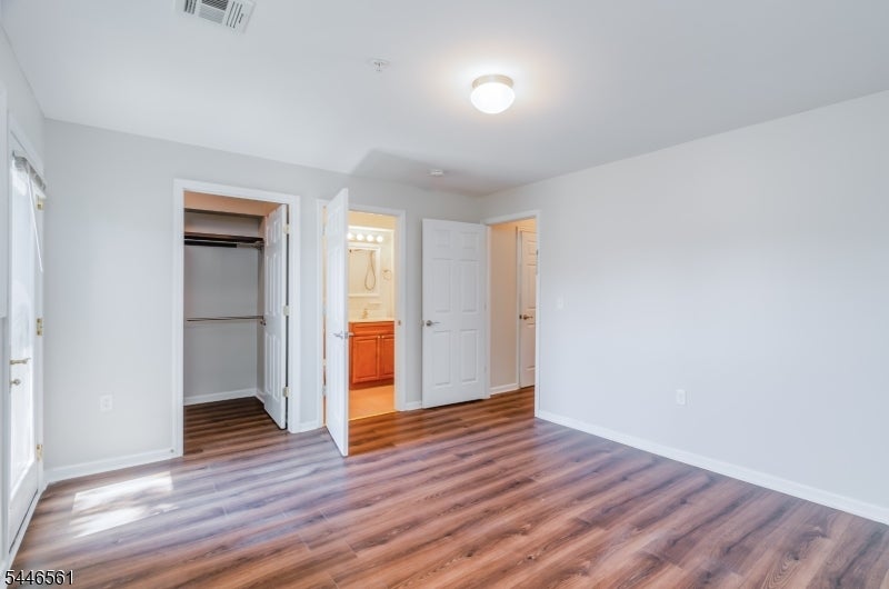 148 Oakwood Ave