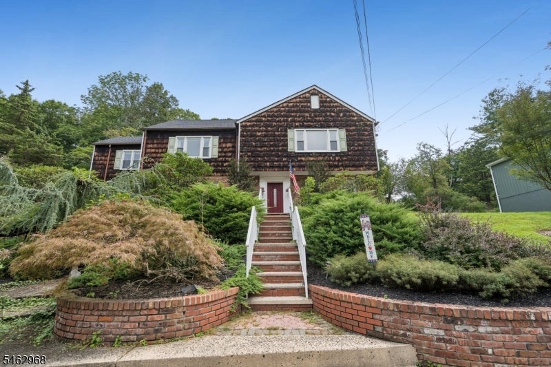 57 Washington Dr