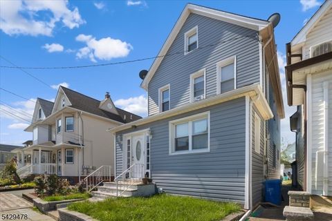 22 Tuttle St Wallington Boro NJ 07057