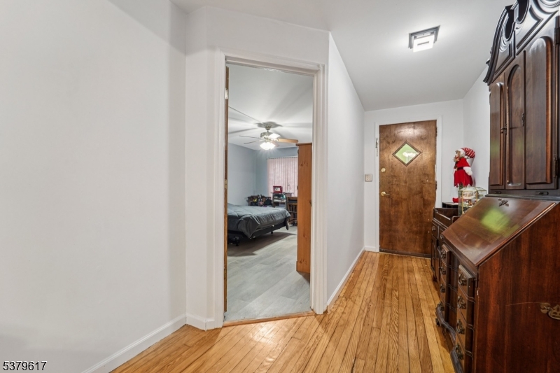 35 Witherspoon St