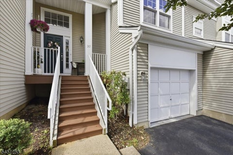 Photo for 37 Woodmont Dr 37