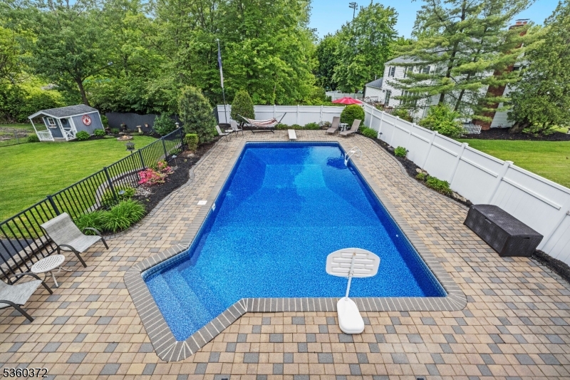 41 Morse Ave