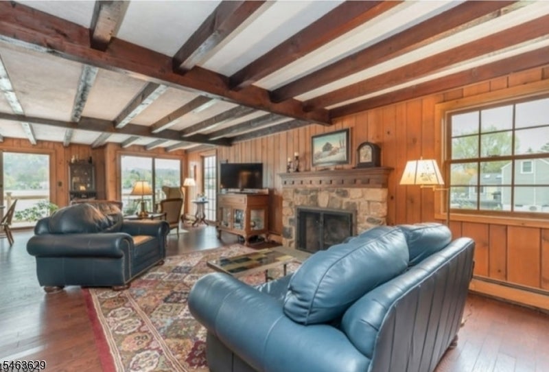 66 Maple Pkwy