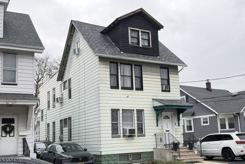 132 Brookwood St 2 East Orange City NJ 07018