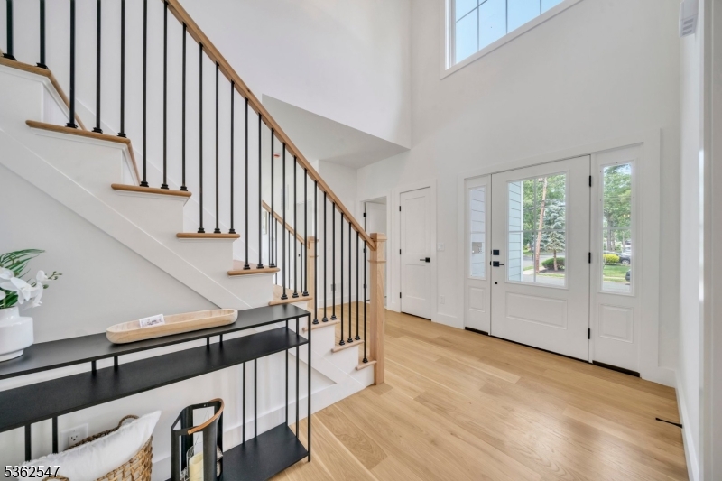 35 Georgia St