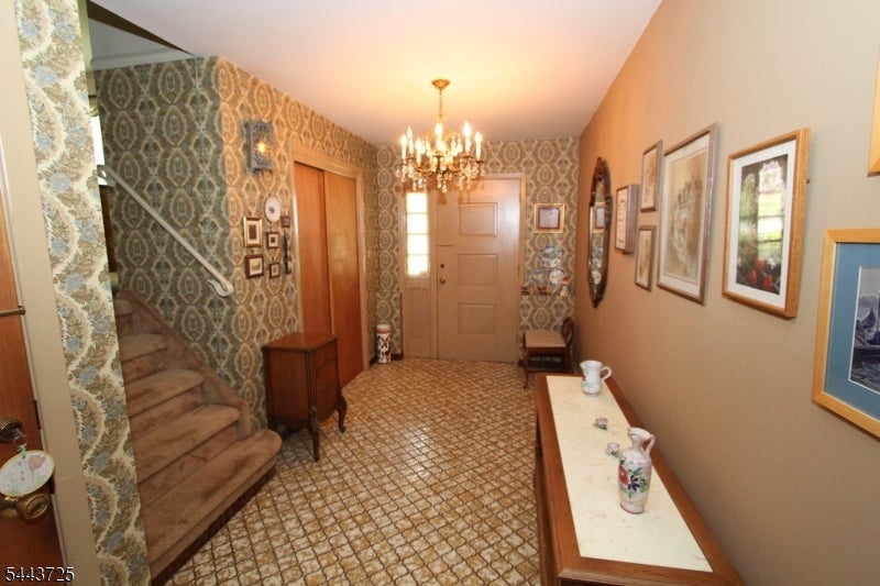 10 Bayberry Dr
