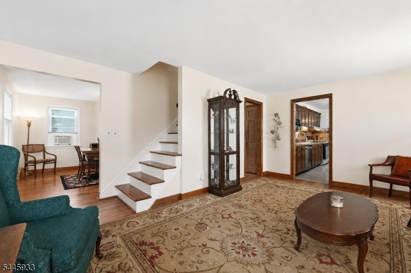 150 Darling Ave
