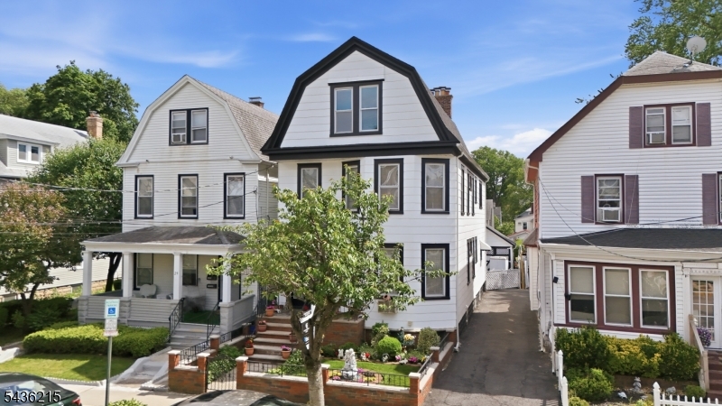 31 Division Ave