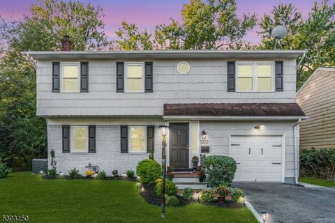 Photo of 1322 Marcella Dr, Union, NJ 07083 (MLS # 3994471)