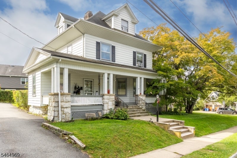 1 Olcott Ave 1