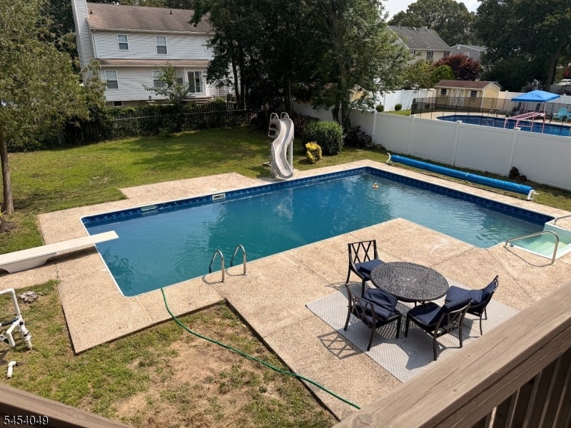 130 Mello Ln