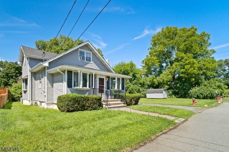 30 Huff St