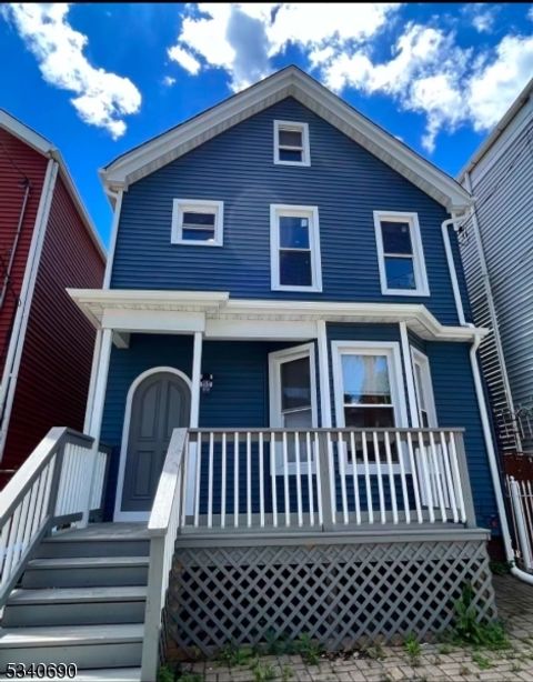 Photo of 132 Verona Ave, Newark, NJ 07104 (MLS # 3995013)