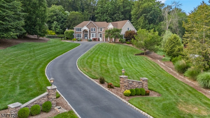 10 Coppola Ct