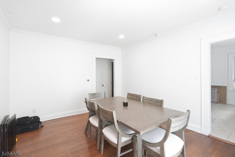 168 Garden Ave