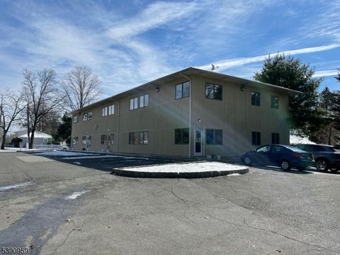 Photo of 250 Stelton Rd, Piscataway, NJ 08854 (MLS # 3993440)