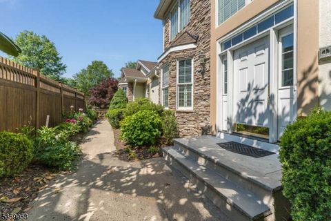 34 Wyckoff Way Chester Twp. NJ 07930