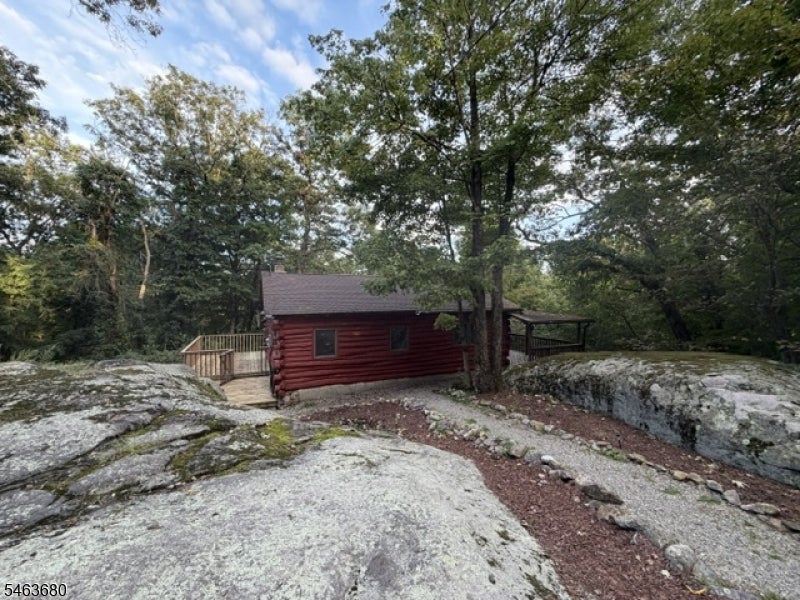 68 Mountain Spring Rd