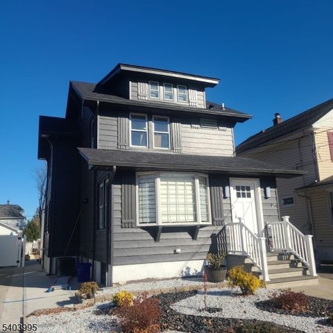 207 Post Ave Lyndhurst Twp. NJ 07071