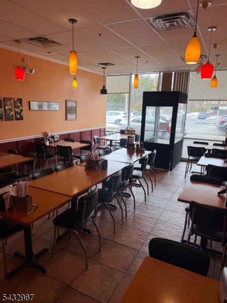 255 Pascack Rd
