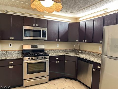122 Crabapple Ln 122 Franklin Twp. NJ 08823