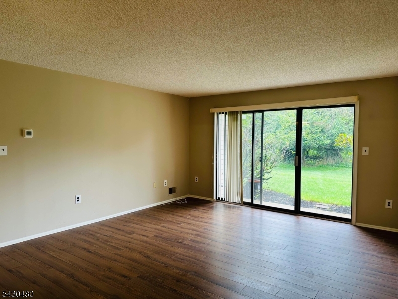 122 Crabapple Ln 122